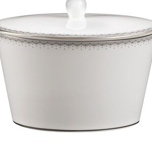 Nwt Monique Lhuillier Waterford Dentelle covered sugar and creamer